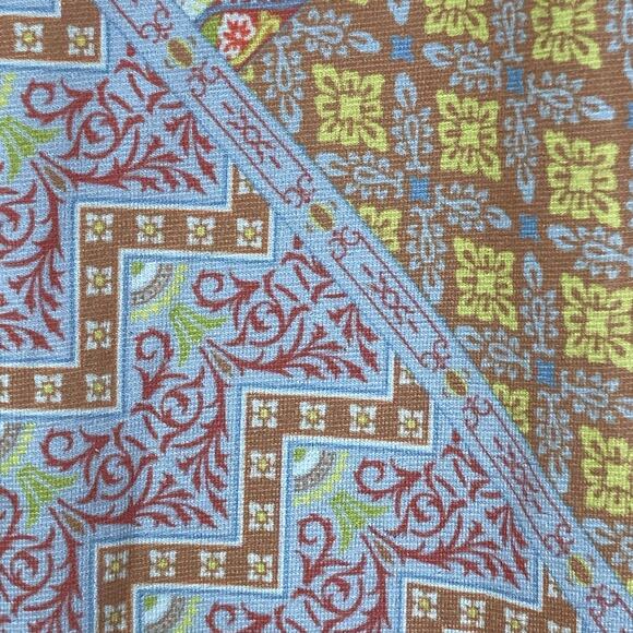 NWOT VINCENTE Tunic Patchwork Floral Multi Fishnet Sleeve Button Spandex Coral - Picture 5 of 12